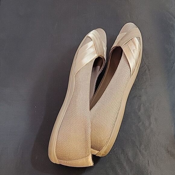 DEXFLEX SPORT ROUND TOE SLIP-ON WOMEN"S FLAT SHOE - Picture 11 of 12